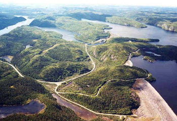 Vue aérienne du réservoir Outardes 4 - Photo Hydro-Québec